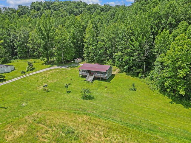 925 Trusty Road, Hustonville, KY 40437