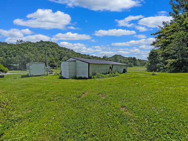925 Trusty Road, Hustonville, KY 40437