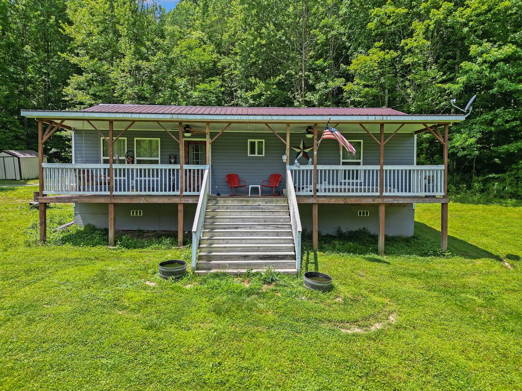 925 Trusty Road, Hustonville, KY 40437