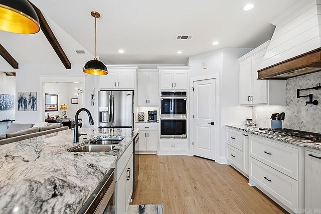 1009 Black Bass Cove, Jacksonville, AR 72076