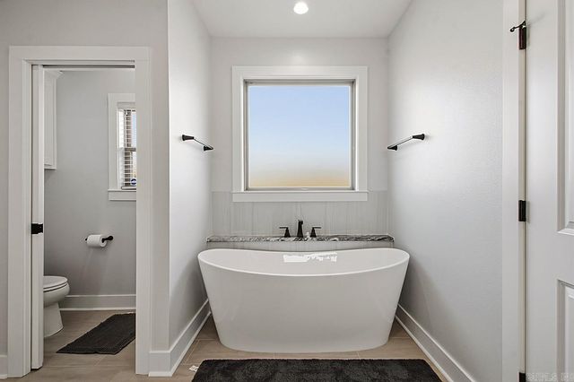 1009 Black Bass Cove, Jacksonville, AR 72076