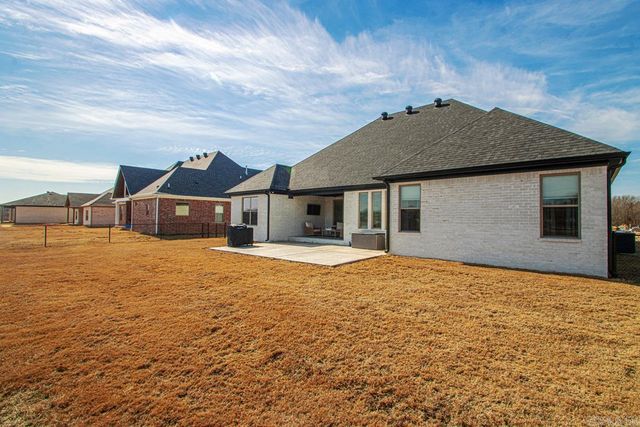 1009 Black Bass Cove, Jacksonville, AR 72076