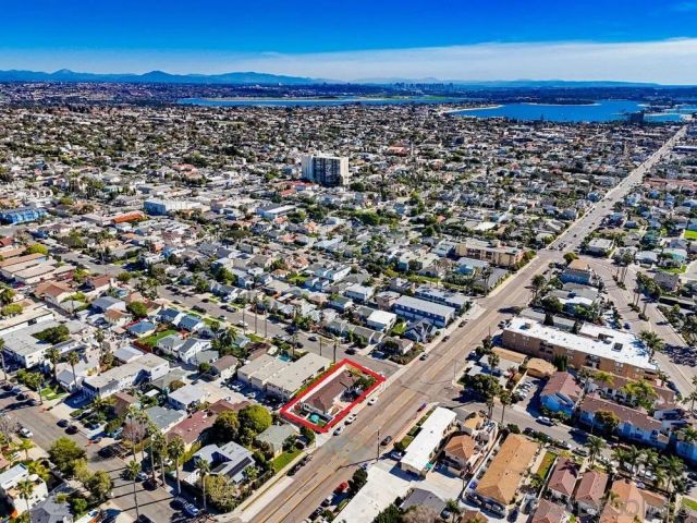 5111 Mission Blvd, San Diego, CA 92109