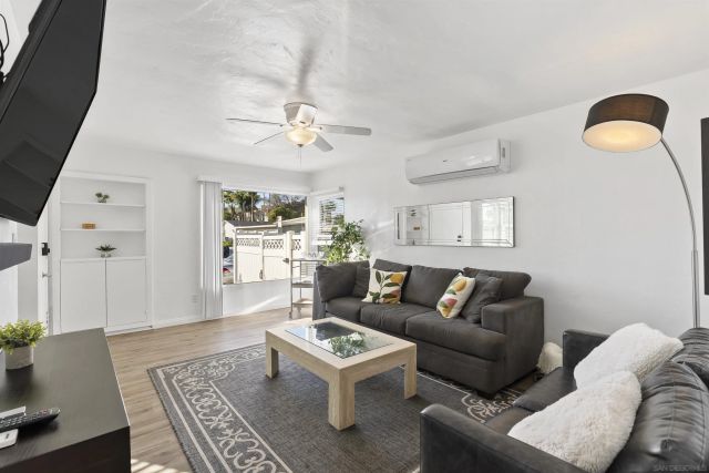 5111 Mission Blvd, San Diego, CA 92109