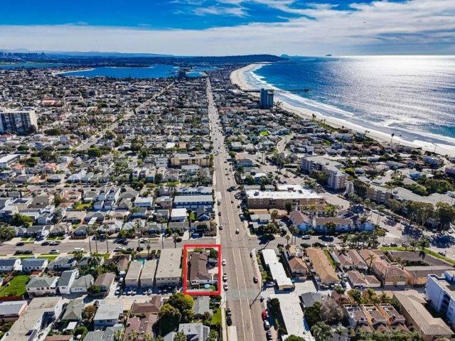 5111 Mission Blvd, San Diego, CA 92109