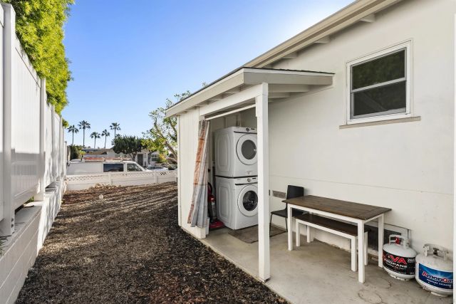 5111 Mission Blvd, San Diego, CA 92109