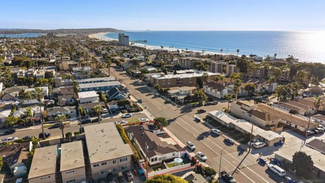 5111 Mission Blvd, San Diego, CA 92109