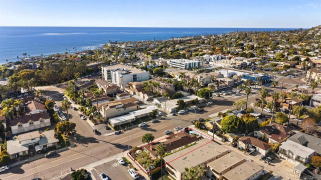 5111 Mission Blvd, San Diego, CA 92109