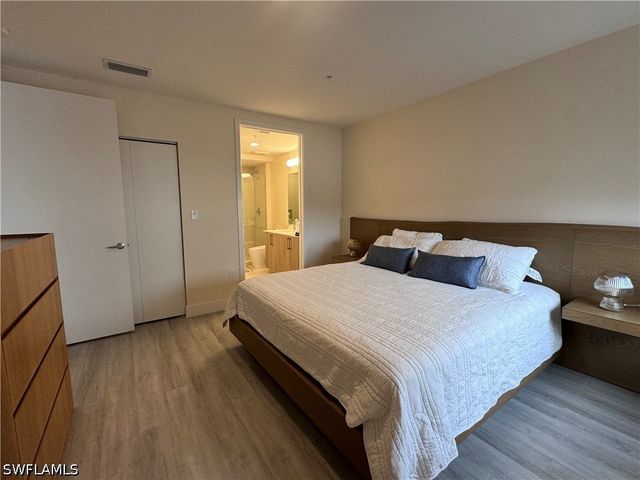 26600 Rosewood Point DR 102, Bonita Springs, FL 33145