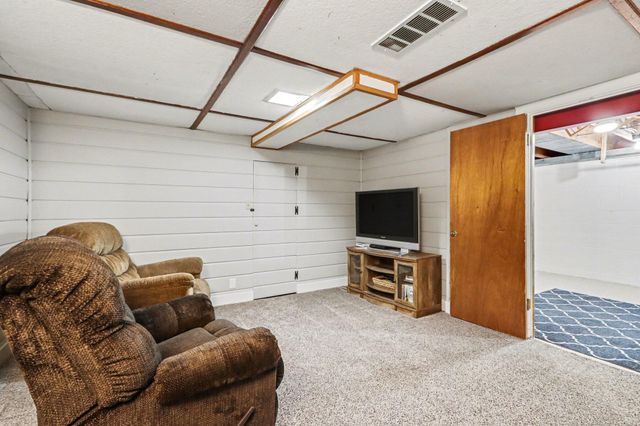 1813 Paddington Road, Kalamazoo City, MI 49001