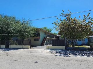 300 NE 78th St 14, Miami, FL 33138