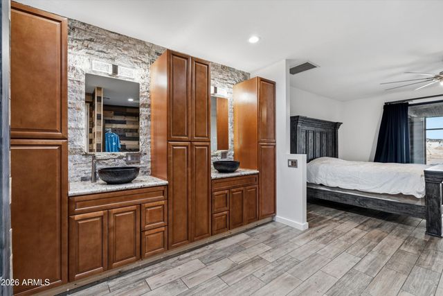 9023 S DEAN Road, Buckeye, AZ 85326