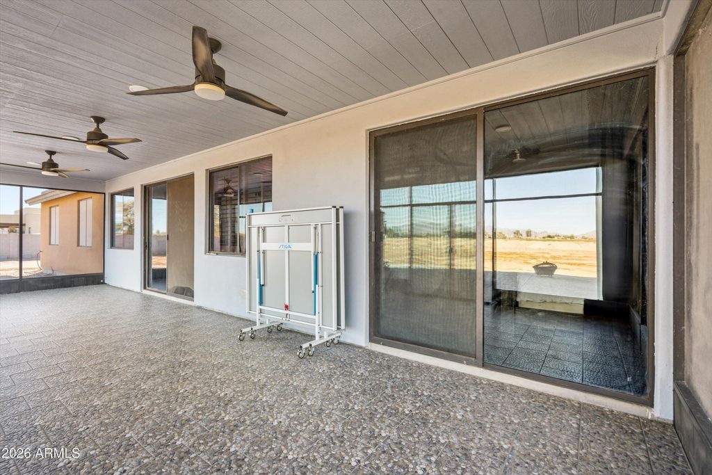 Image 17 of property listing at 9023 S DEAN Road, Buckeye, AZ 85326