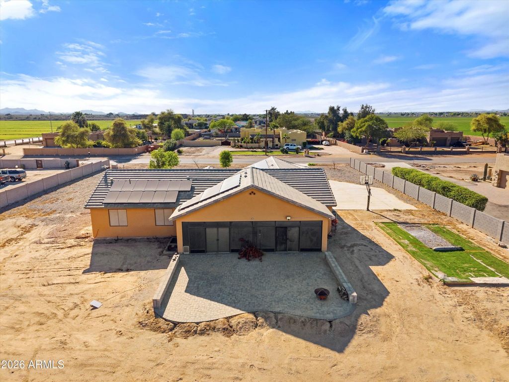 Image 19 of property listing at 9023 S DEAN Road, Buckeye, AZ 85326
