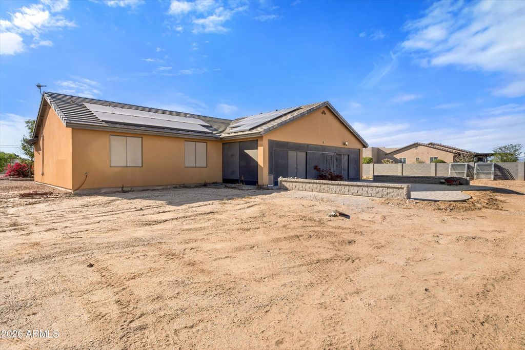 Image 27 of property listing at 9023 S DEAN Road, Buckeye, AZ 85326