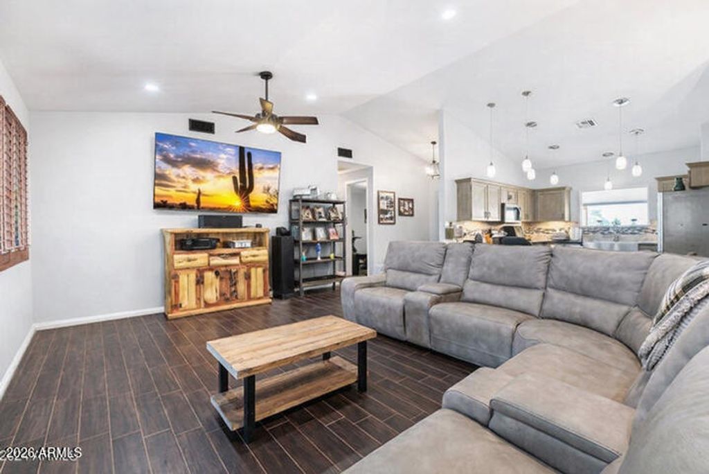 Image 3 of property listing at 9023 S DEAN Road, Buckeye, AZ 85326