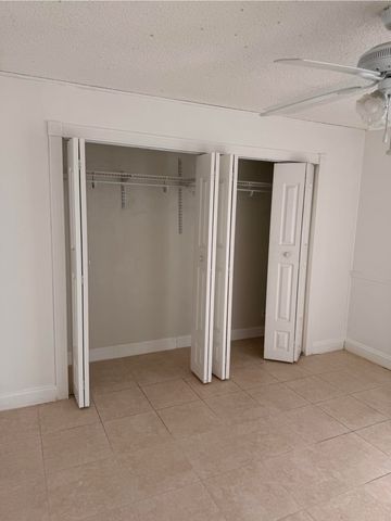 1500 N Congress Avenue C30, West Palm Beach, FL 33401