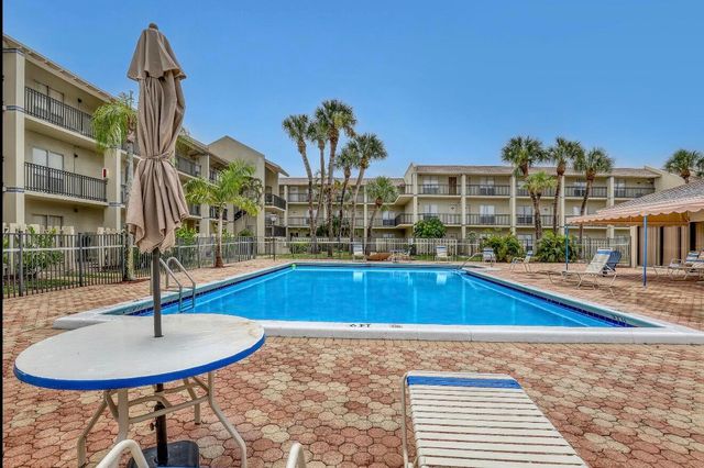 1500 N Congress Avenue C30, West Palm Beach, FL 33401