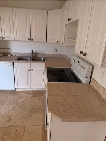 1500 N Congress Avenue C30, West Palm Beach, FL 33401