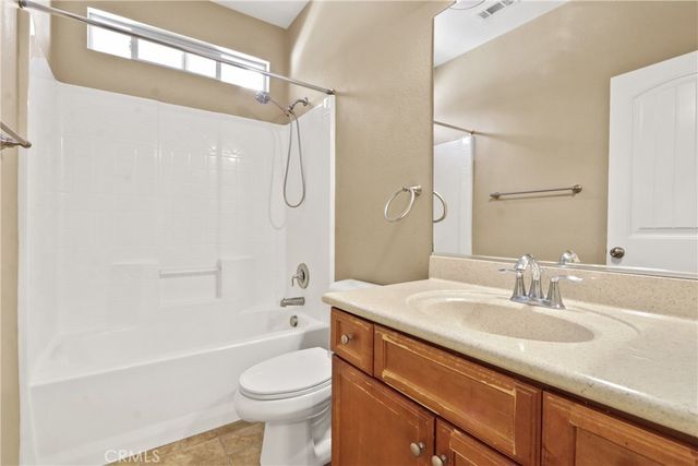 15180 Willow Wood Lane, Fontana, CA 92336