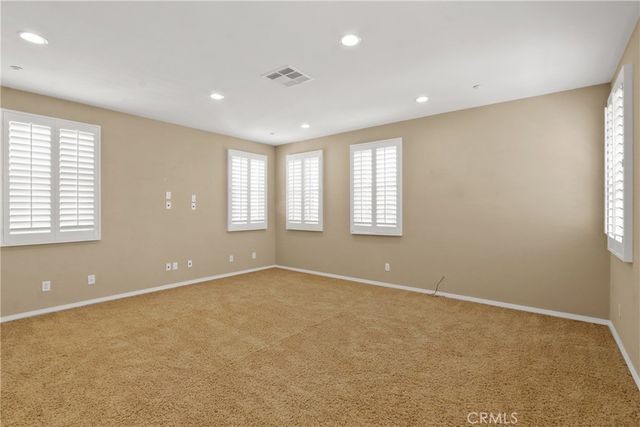 15180 Willow Wood Lane, Fontana, CA 92336