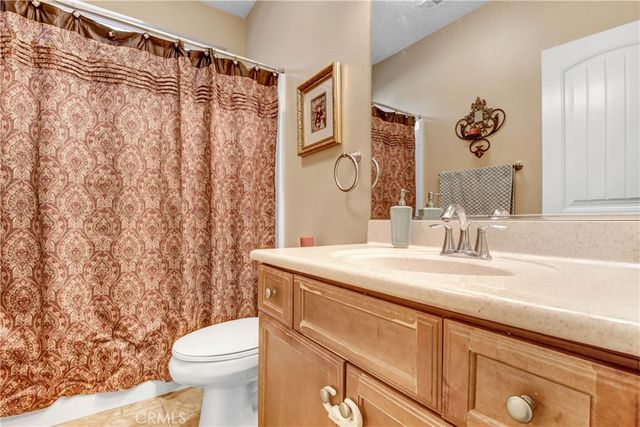 15180 Willow Wood Lane, Fontana, CA 92336