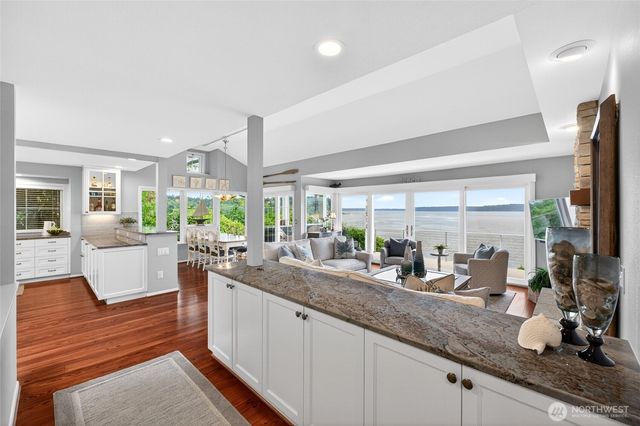 3140 SW 302nd Place, Federal Way, WA 98023