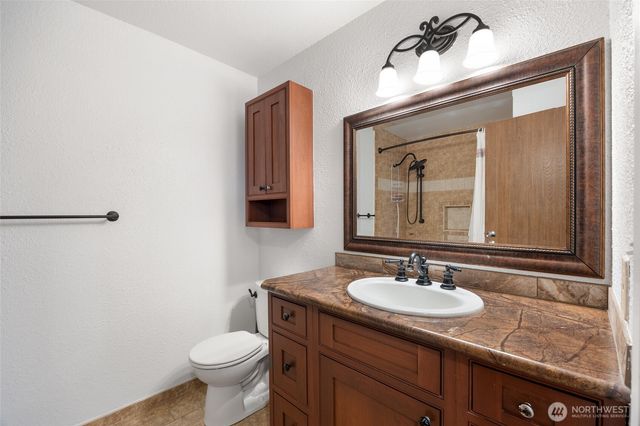 234 N Manzanita Street, Moses Lake, WA 98837