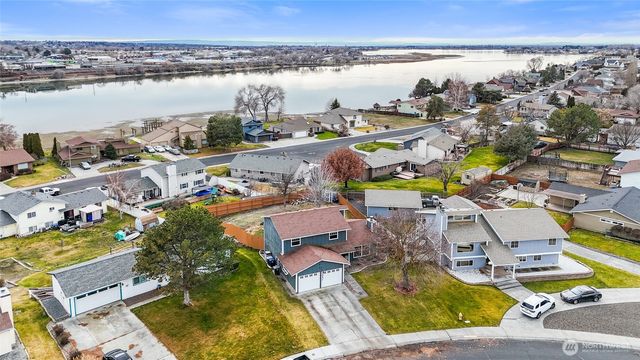 234 N Manzanita Street, Moses Lake, WA 98837