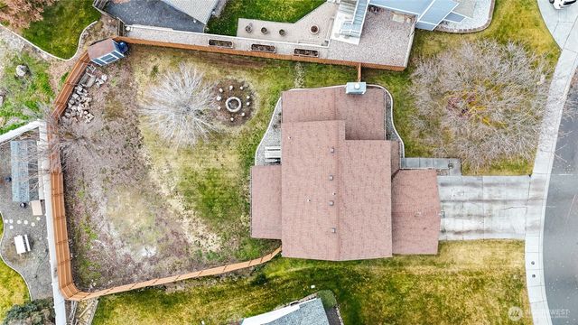 234 N Manzanita Street, Moses Lake, WA 98837