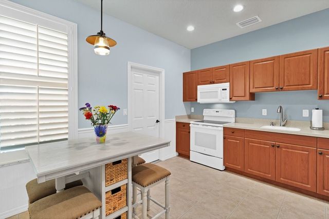 1332 Shoreline Circle, Sebastian, FL 32958