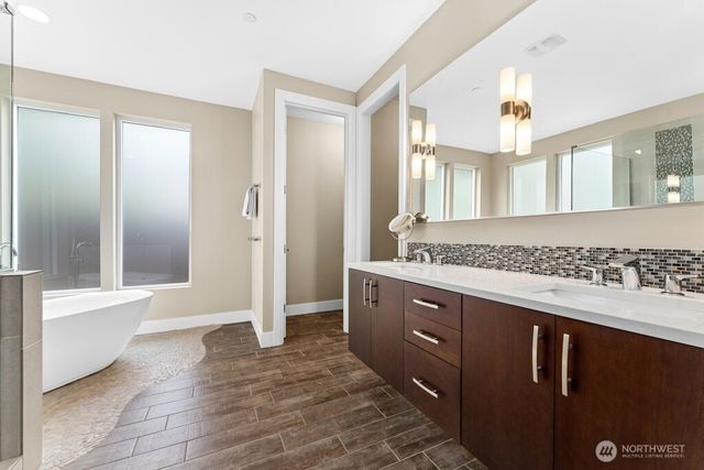 6578 Serenity Loop, Gig Harbor, WA 98335
