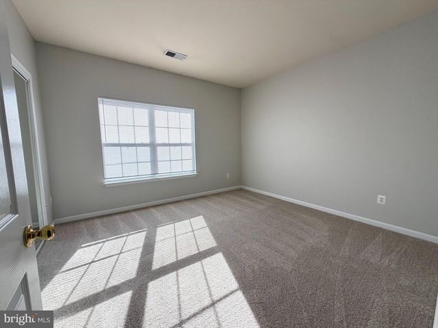 8316 GREEN GRASS RD, Laurel, MD 20724