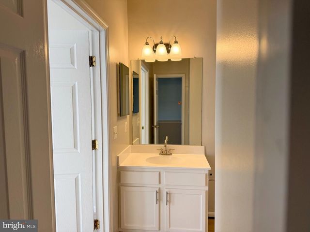 8316 GREEN GRASS RD, Laurel, MD 20724