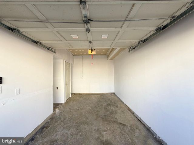 8316 GREEN GRASS RD, Laurel, MD 20724