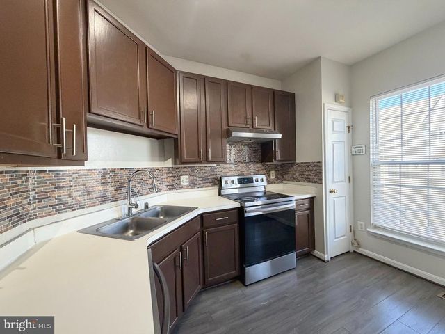 8316 GREEN GRASS RD, Laurel, MD 20724