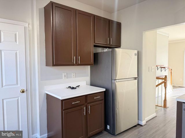 8316 GREEN GRASS RD, Laurel, MD 20724