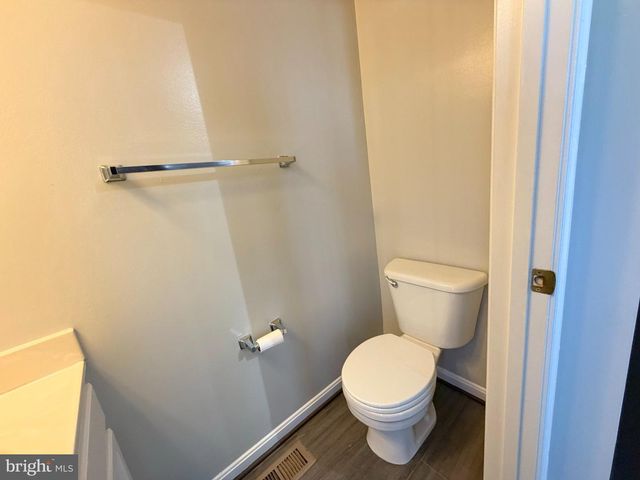 8316 GREEN GRASS RD, Laurel, MD 20724