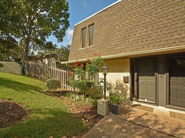 3200 Maywood Ave A, Austin, TX 78703