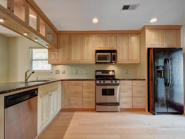 3200 Maywood Ave A, Austin, TX 78703