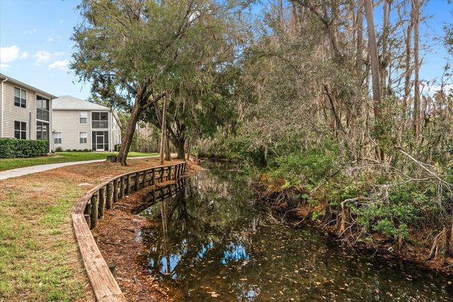 1717 HAMMOCKS AVENUE 16, Lutz, FL 33549