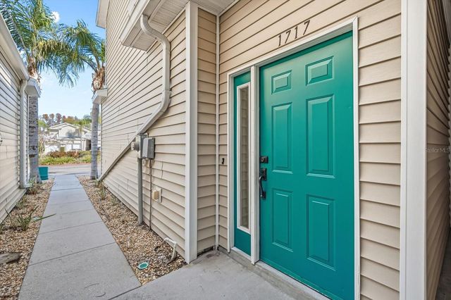 1717 HAMMOCKS AVENUE 16, Lutz, FL 33549