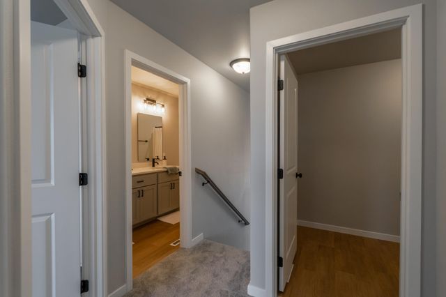 1129 Jill Drive W, West Fargo, ND 58078