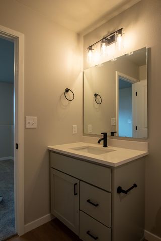 1129 Jill Drive W, West Fargo, ND 58078