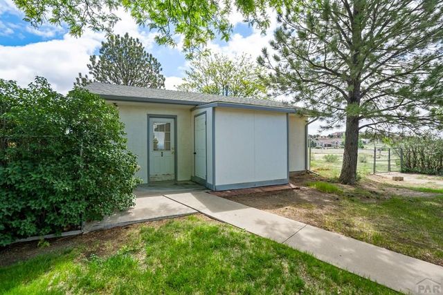 919 S Tierra Buena Dr, Pueblo West, CO 81007