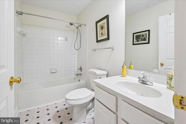 807 OYSTER CT, Odenton, MD 21113