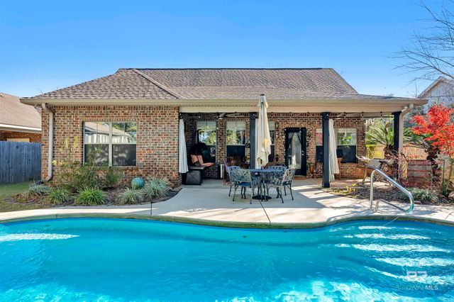 1102 Crown Walk Drive, Foley, AL 36535