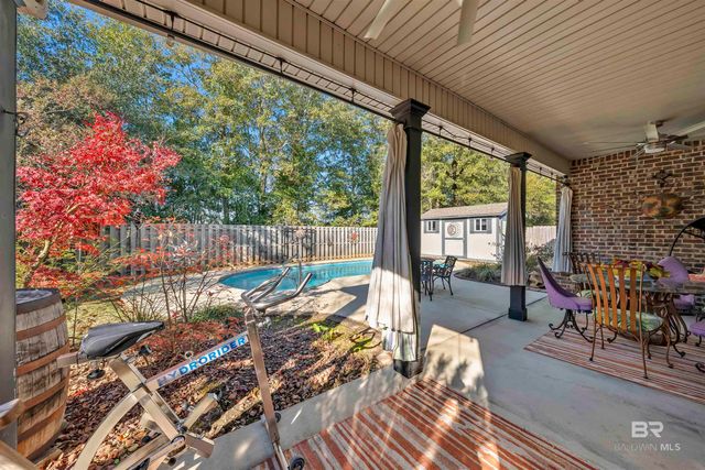 1102 Crown Walk Drive, Foley, AL 36535