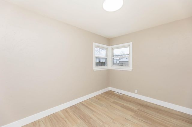 6829 Elliot Avenue S, Richfield, MN 55423