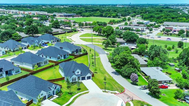 115 Cottonwood Court, Murphy, TX 75094